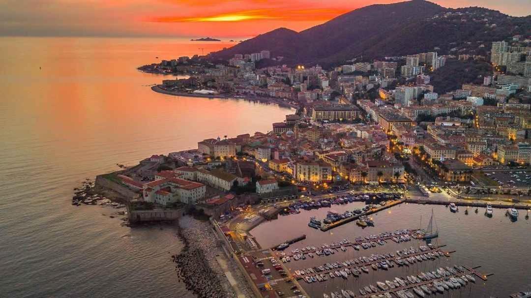Marina'Home Ajaccio  Exterior foto